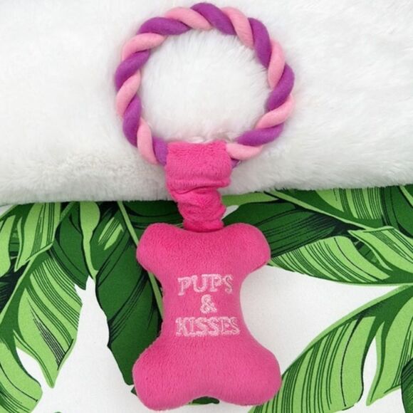 Pups & Kisses Pink Bone Valentine’s Day Dog Squeaky Rope Pull Toy NEW - Picture 1 of 11